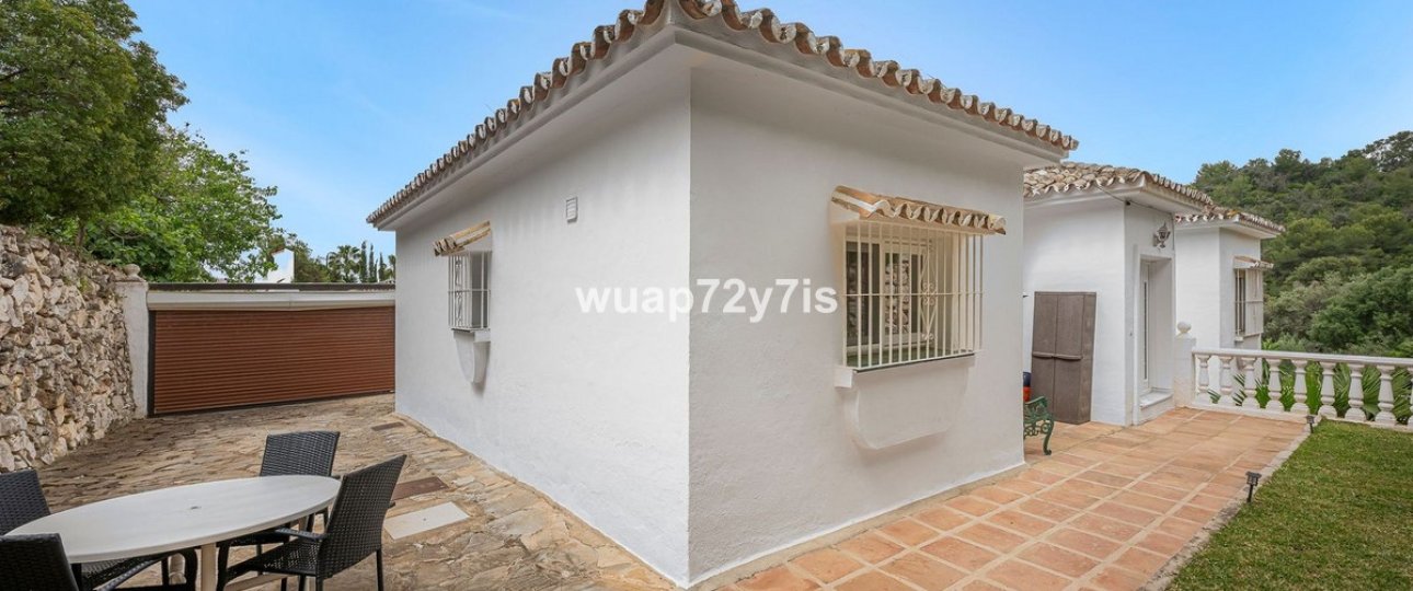 Wiederverkauf - Villa - Marbella - El Rosario