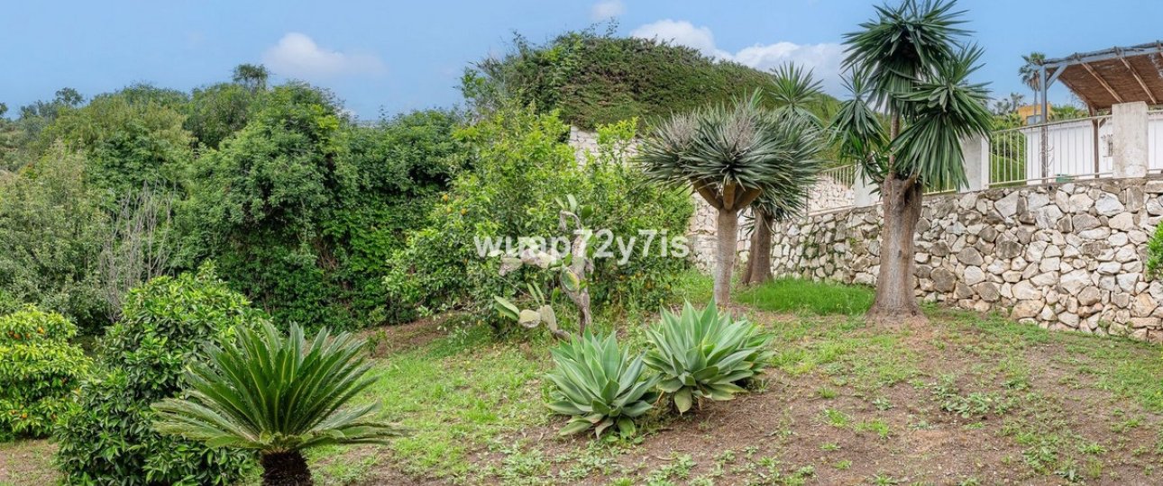Wiederverkauf - Villa - Marbella - El Rosario