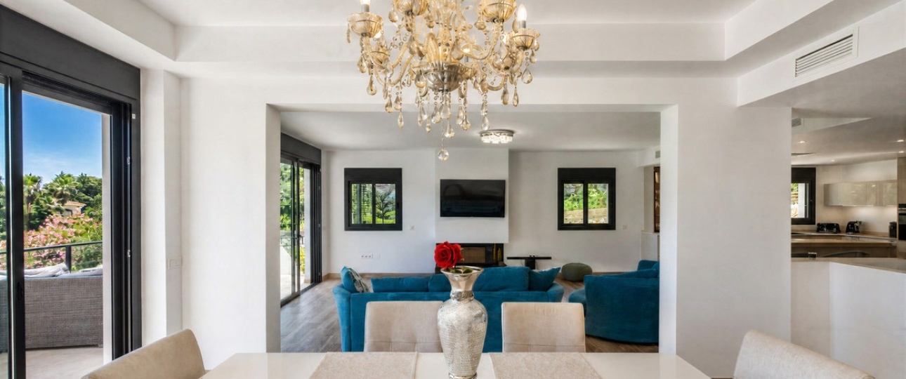 Wiederverkauf - Villa - Marbella - El Rosario