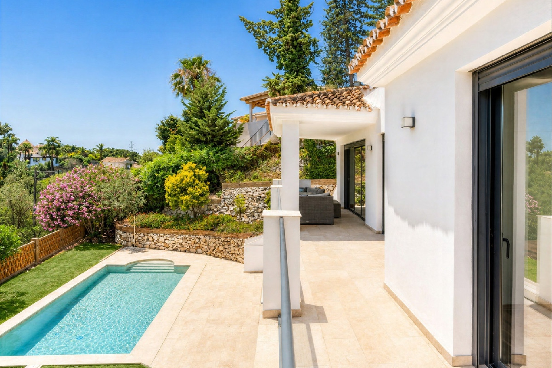 Wiederverkauf - Villa - Marbella - El Rosario