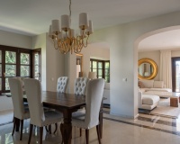 Wiederverkauf - Villa - Marbella - El Rosario