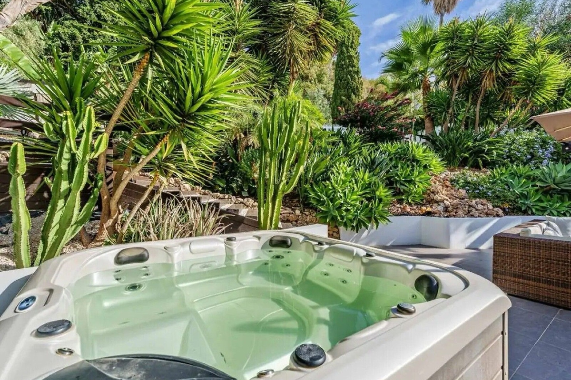 Wiederverkauf - Villa - Marbella - El Rosario