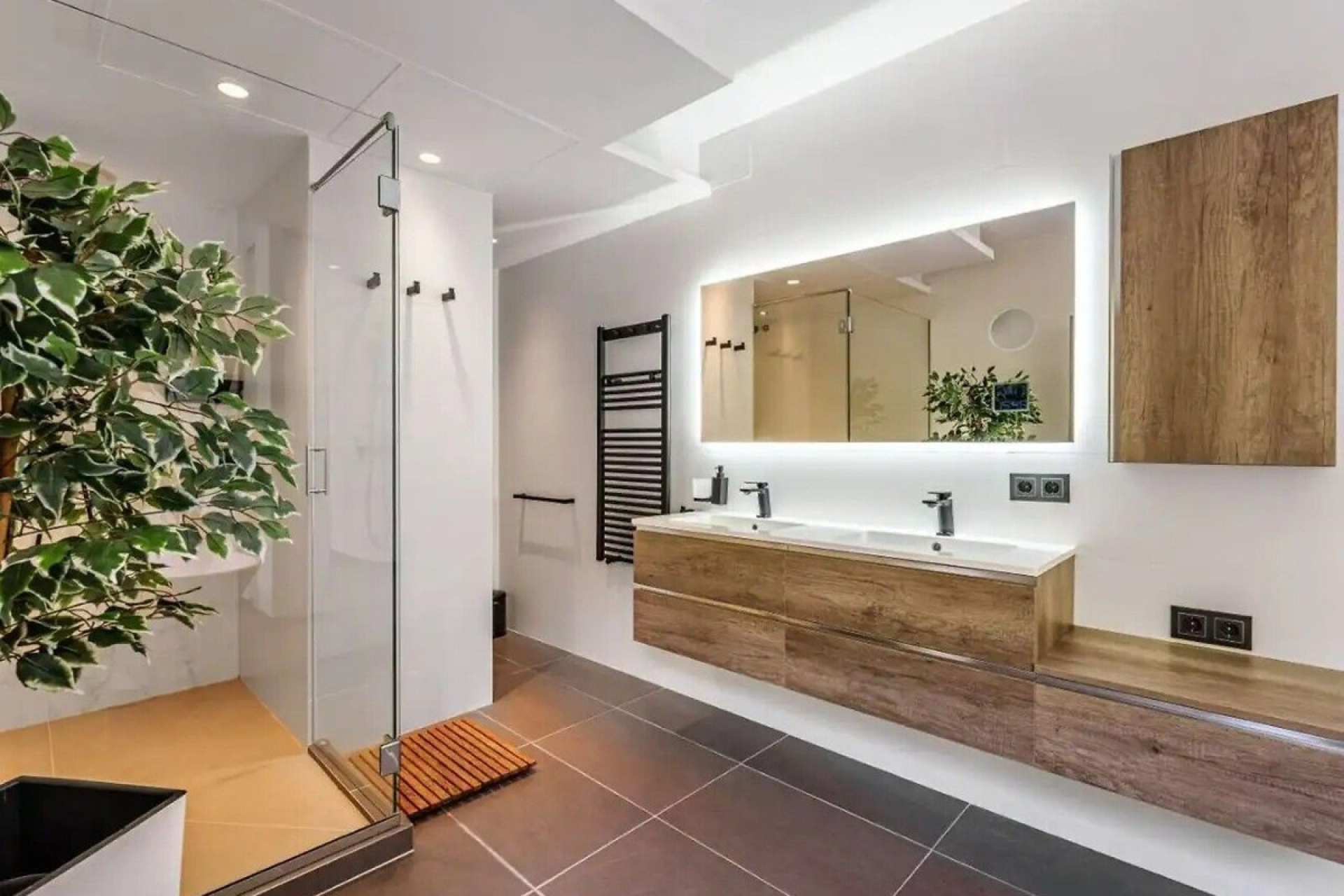 Wiederverkauf - Villa - Marbella - El Rosario