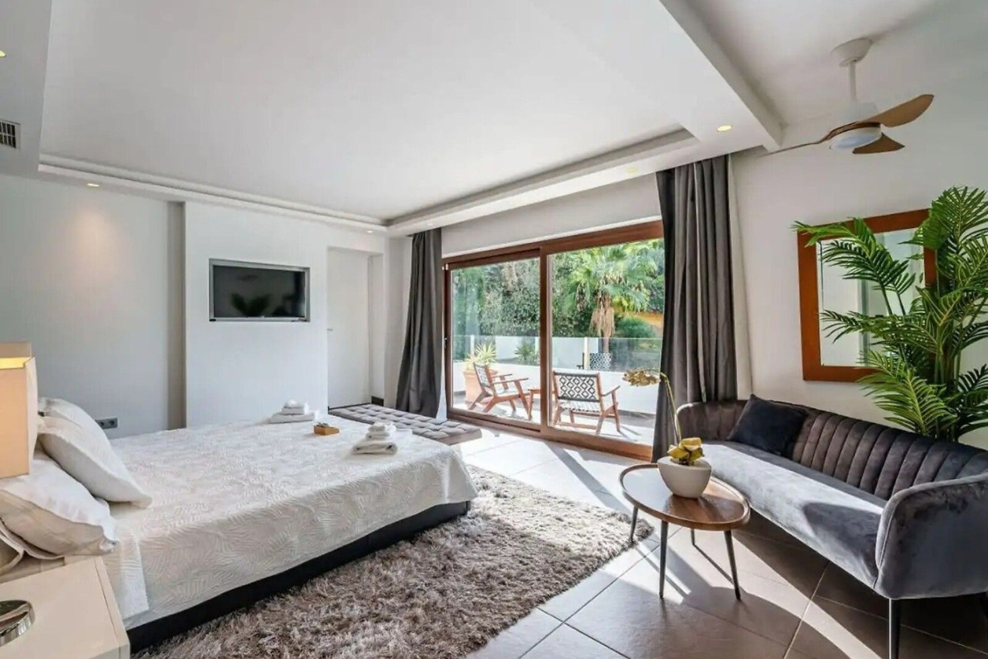 Wiederverkauf - Villa - Marbella - El Rosario