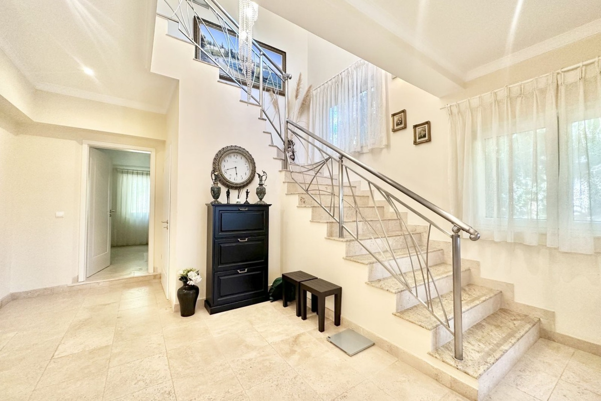 Wiederverkauf - Villa - Marbella - El Rosario