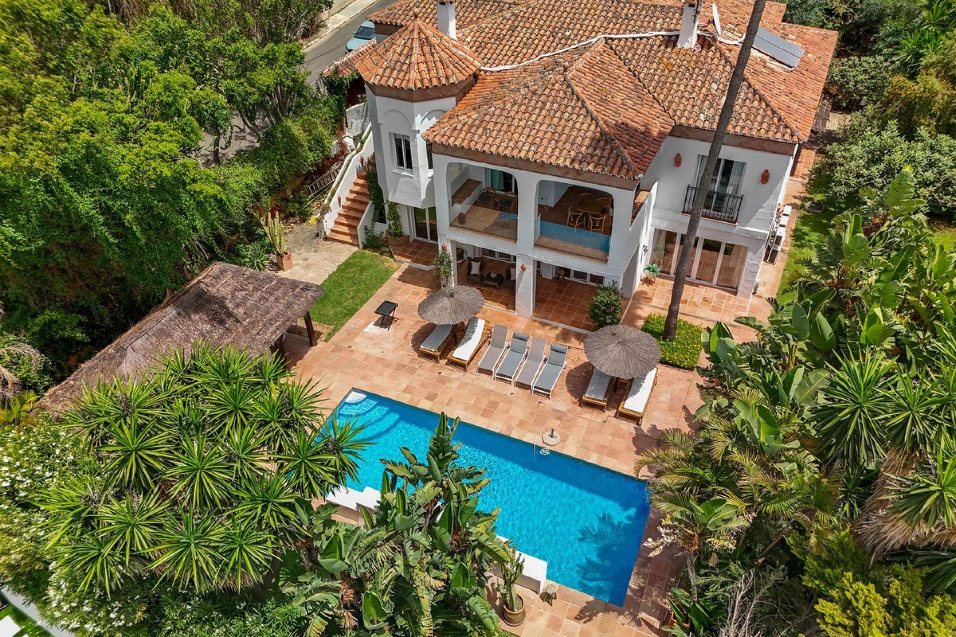 Wiederverkauf - Villa - Marbella - El Rosario