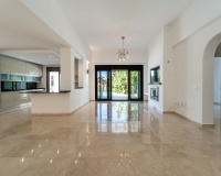 Wiederverkauf - Villa - Marbella - El Rosario