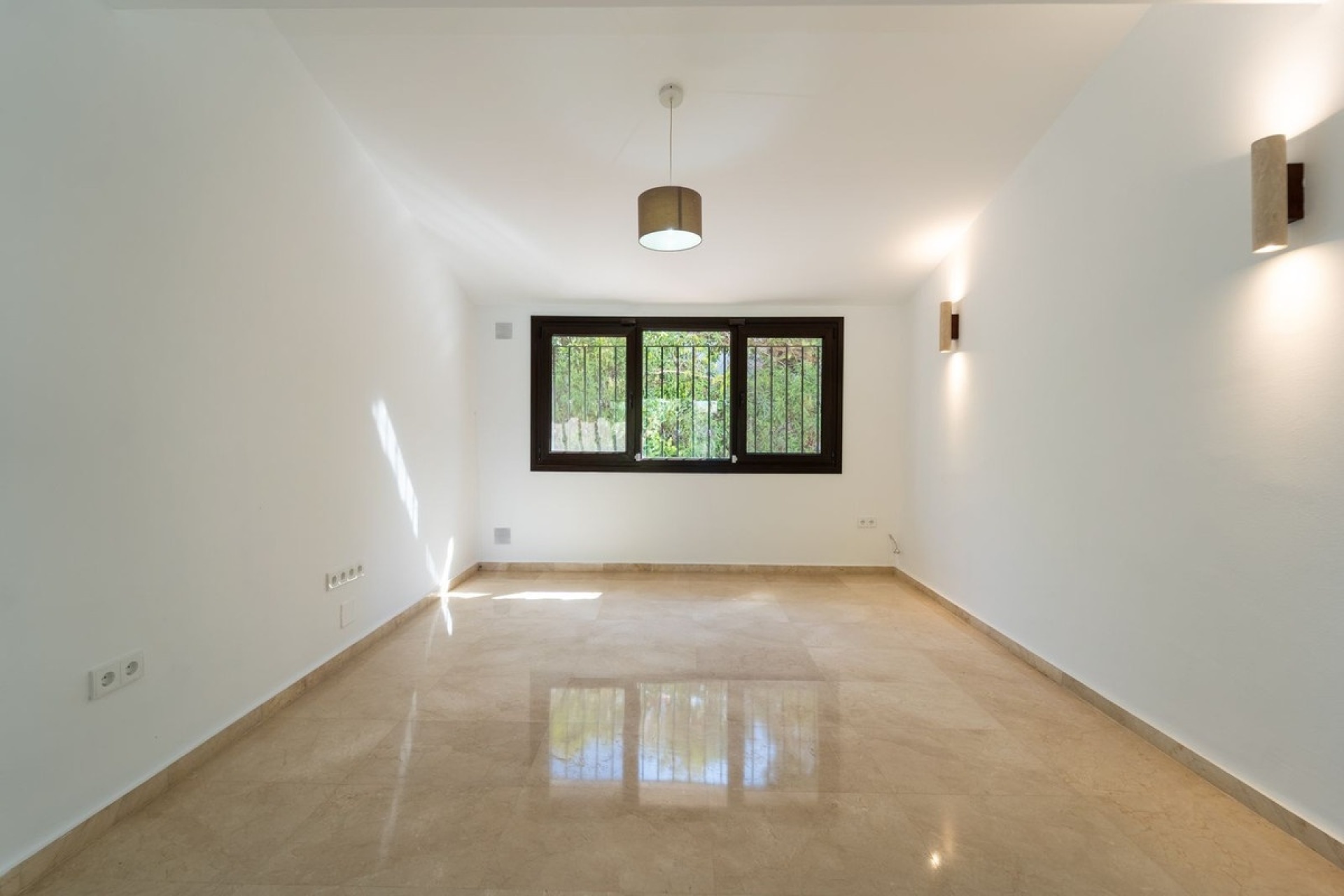 Wiederverkauf - Villa - Marbella - El Rosario