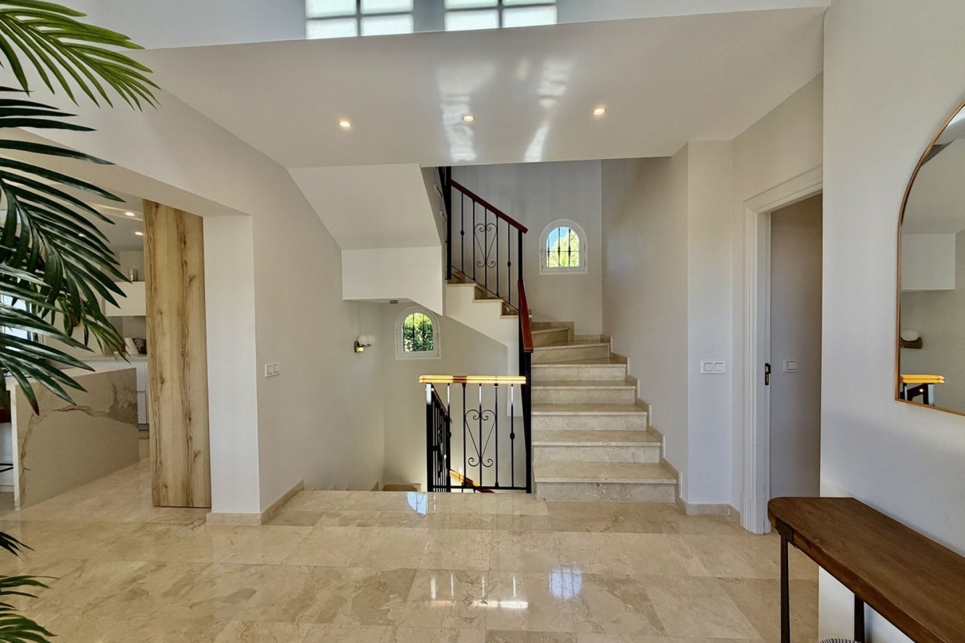 Wiederverkauf - Villa - Marbella - El Rosario