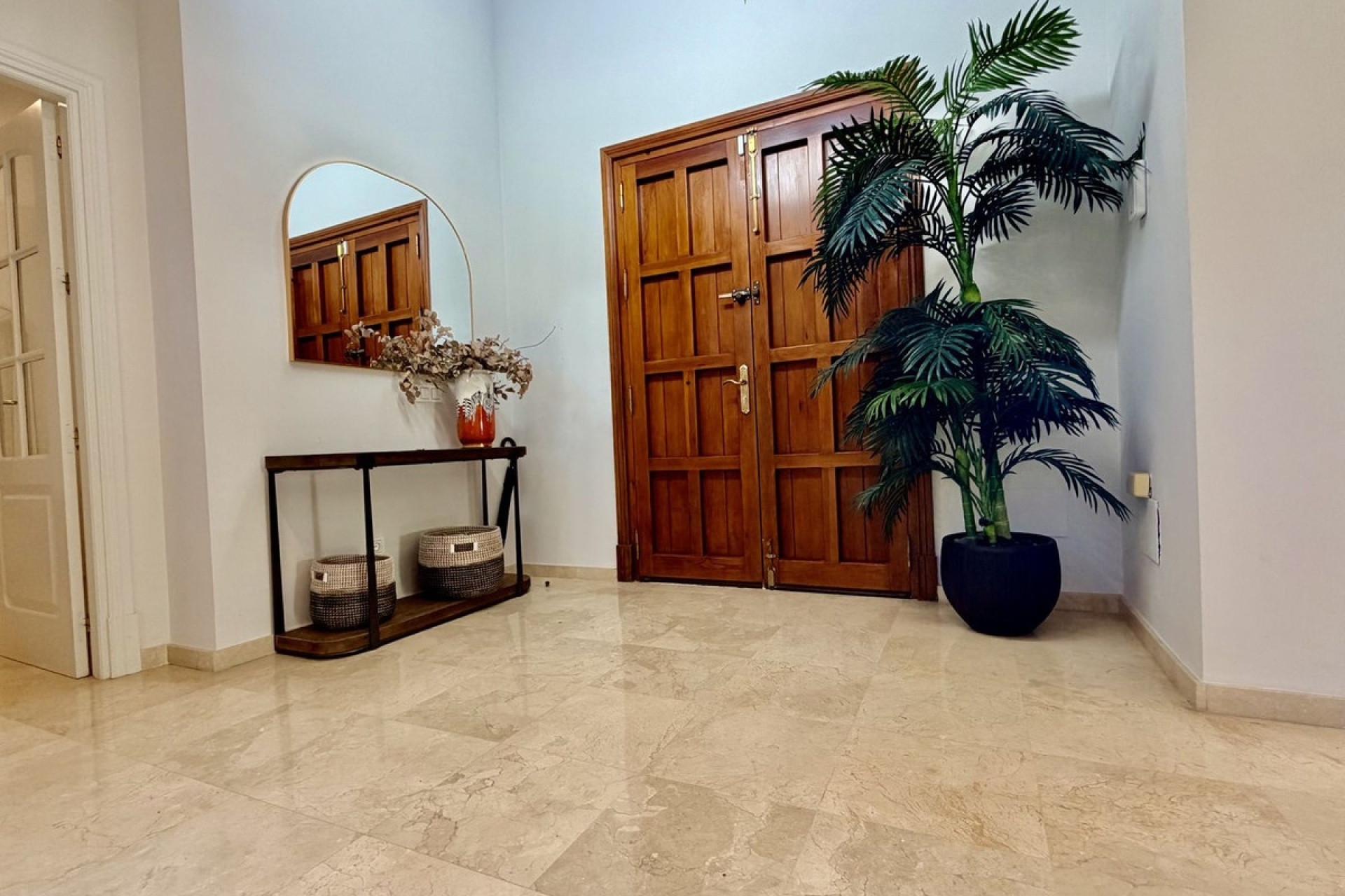 Wiederverkauf - Villa - Marbella - El Rosario