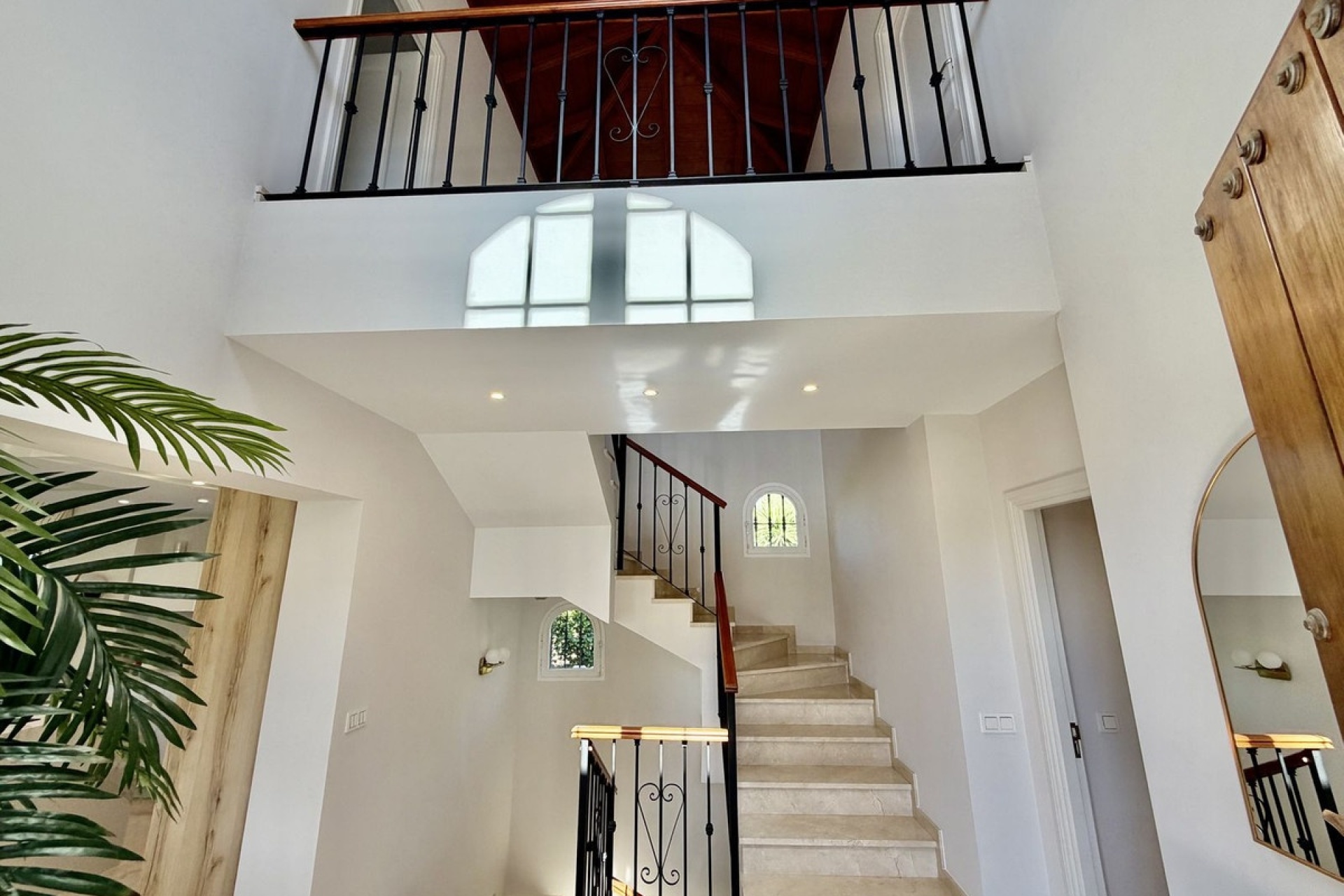 Wiederverkauf - Villa - Marbella - El Rosario