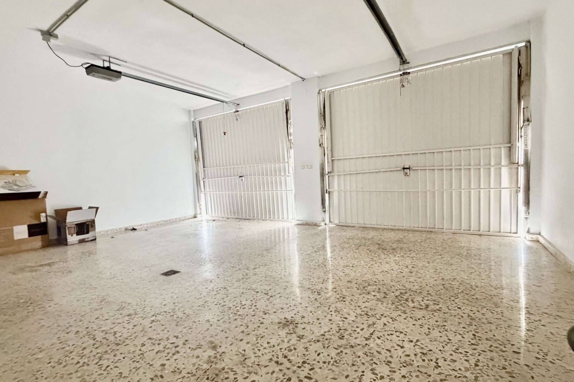 Wiederverkauf - Villa - Marbella - El Rosario