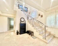 Wiederverkauf - Villa - Marbella - El Rosario