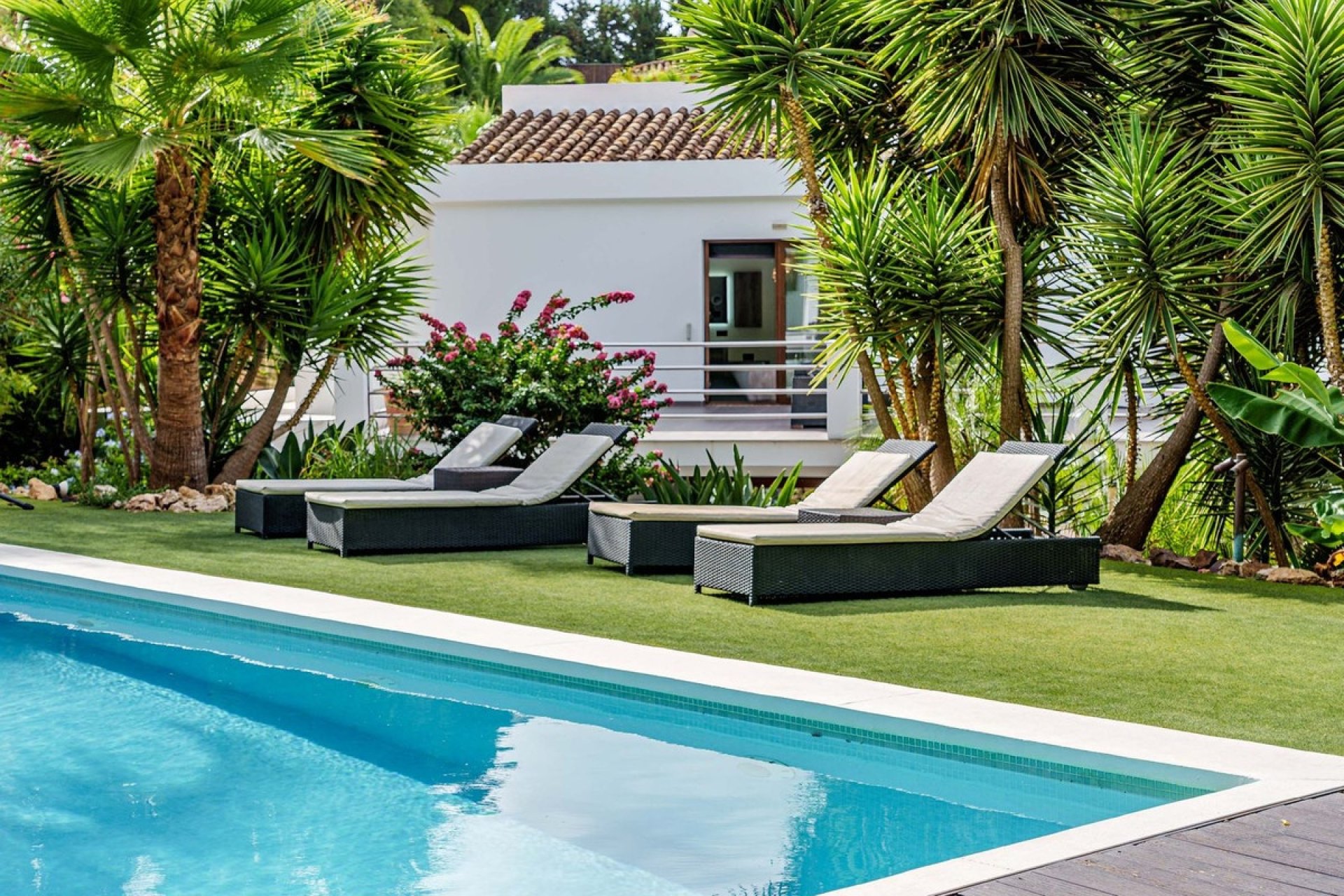 Wiederverkauf - Villa - Marbella - El Rosario