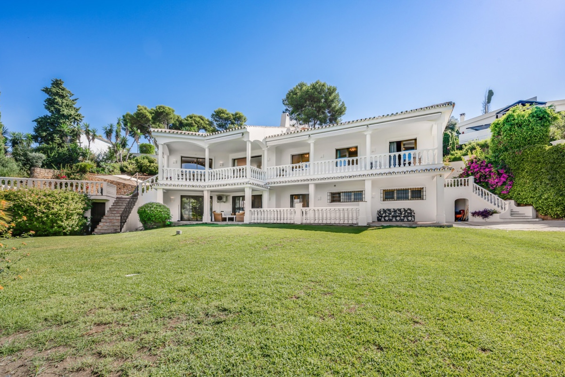 Wiederverkauf - Villa - Marbella - El Rosario