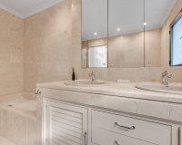 Wiederverkauf - Villa - Marbella - El Rosario