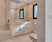 Wiederverkauf - Villa - Marbella - El Rosario