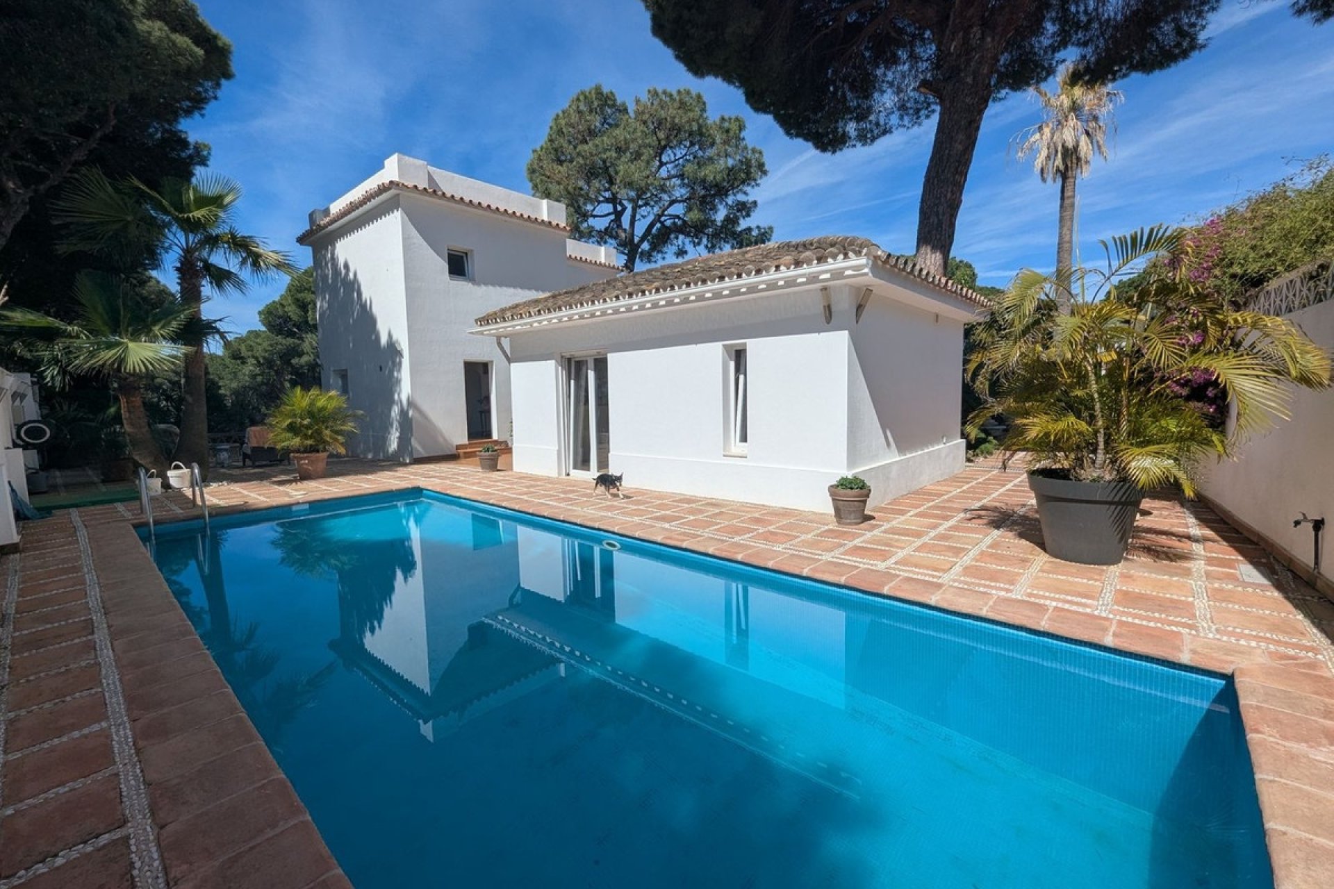 Wiederverkauf - Villa - Marbella - El Rosario