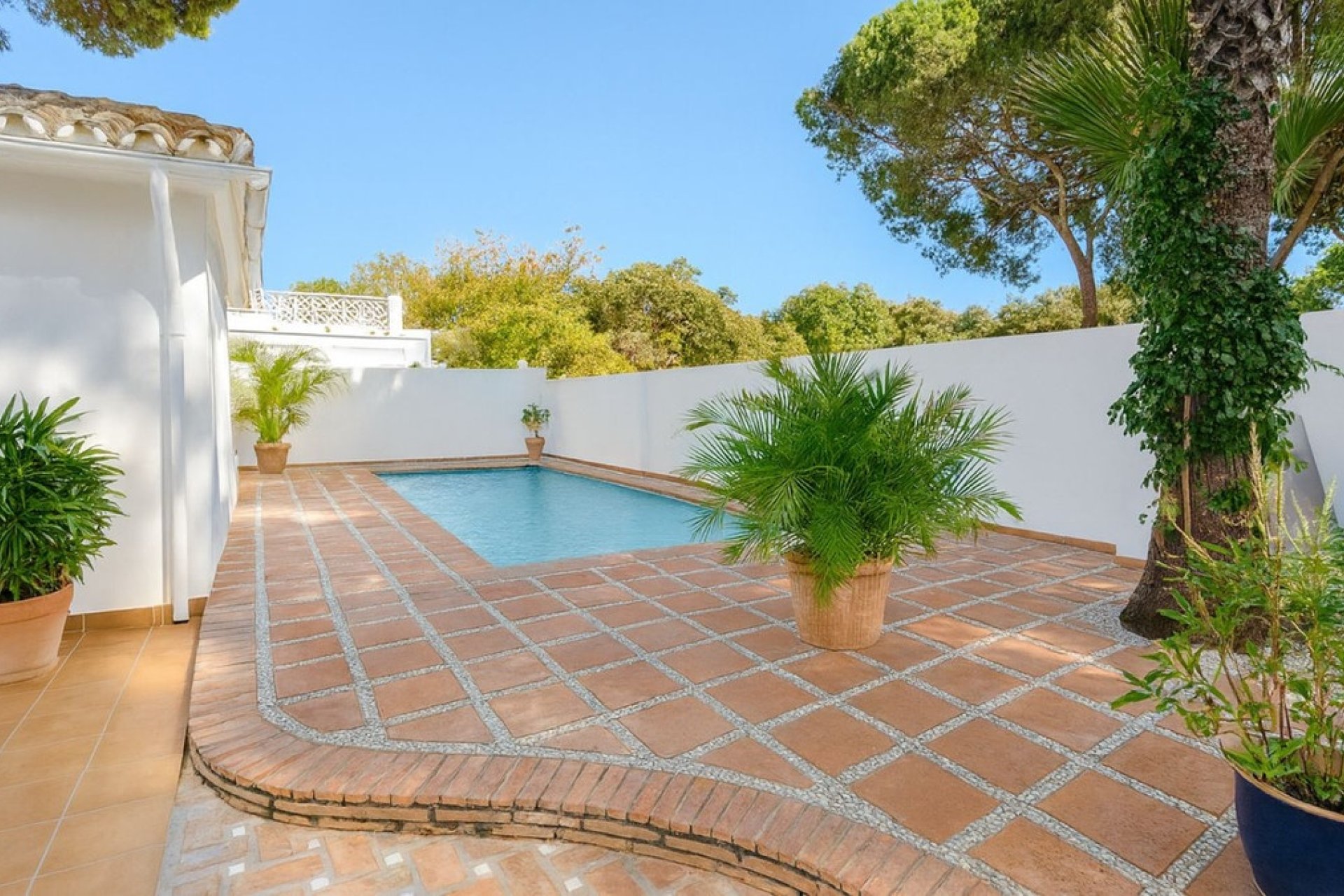 Wiederverkauf - Villa - Marbella - El Rosario