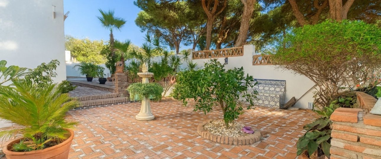 Wiederverkauf - Villa - Marbella - El Rosario