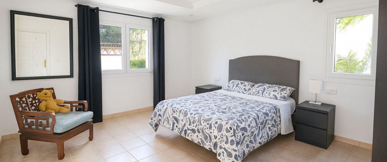 Wiederverkauf - Villa - Marbella - El Rosario