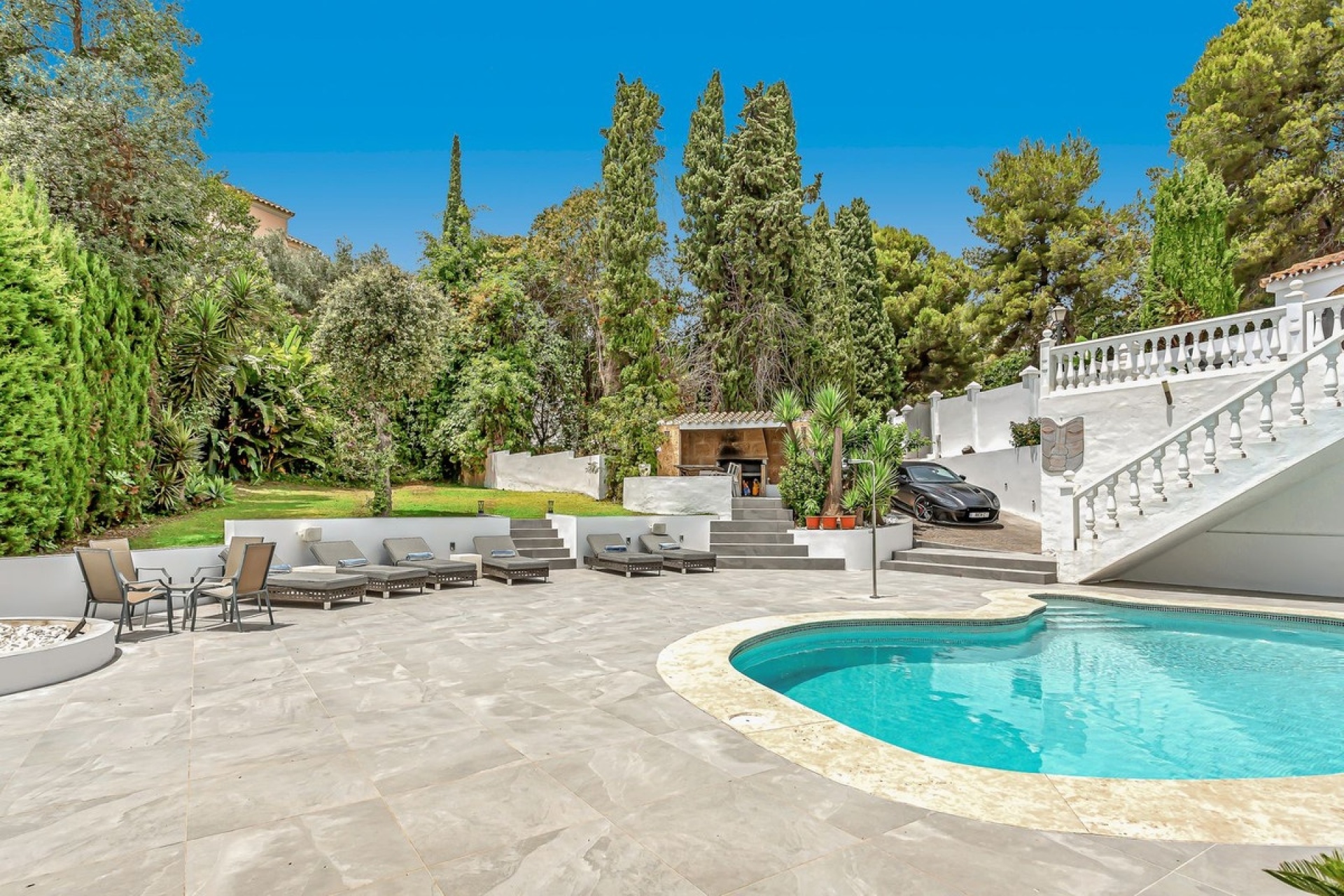 Wiederverkauf - Villa - Marbella - El Rosario