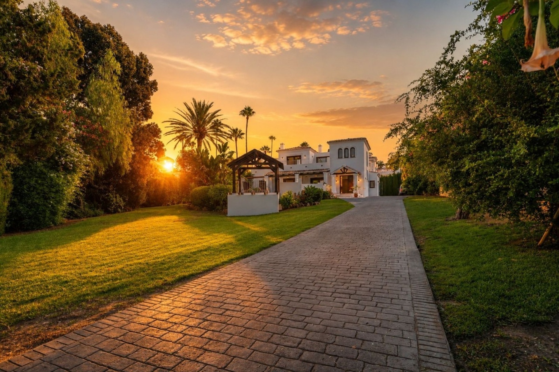 Wiederverkauf - Villa - Marbella - El Rosario