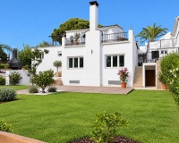Wiederverkauf - Villa - Marbella - El Rosario