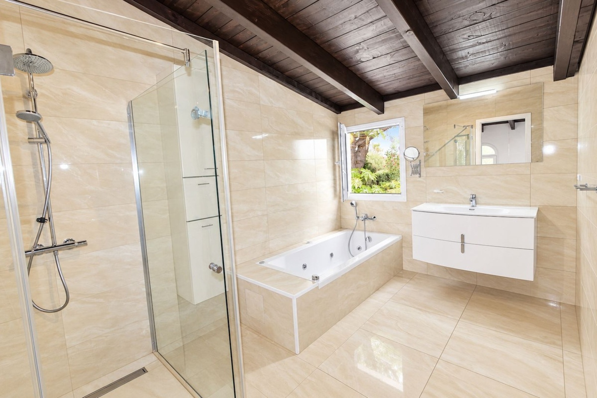 Wiederverkauf - Villa - Marbella - El Rosario