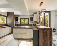 Wiederverkauf - Villa - Marbella - El Rosario