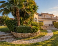Wiederverkauf - Villa - Marbella - El Rosario