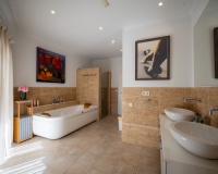Wiederverkauf - Villa - Marbella - El Rosario