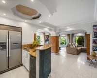 Wiederverkauf - Villa - Marbella - El Rosario