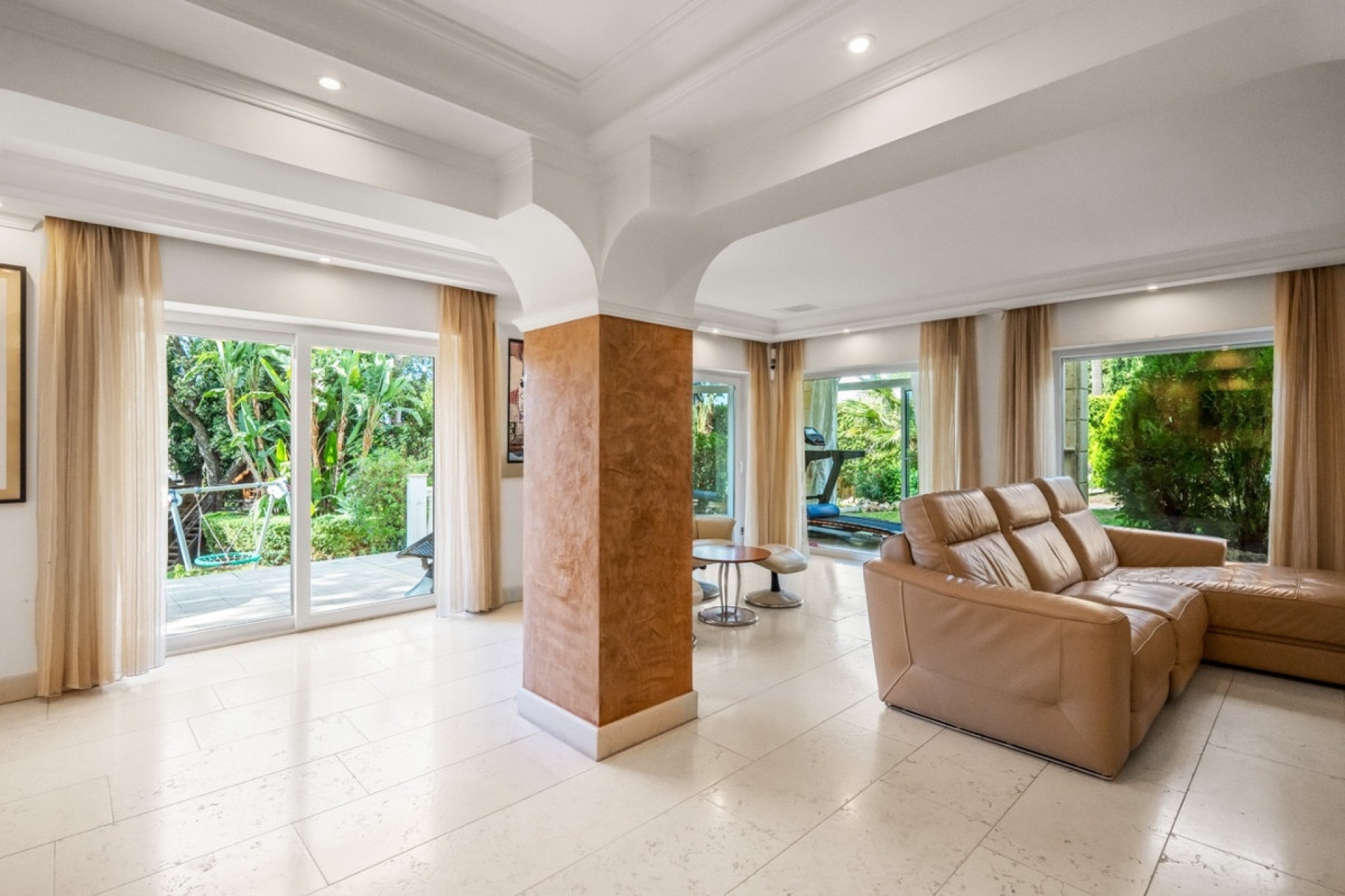 Wiederverkauf - Villa - Marbella - El Rosario