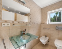 Wiederverkauf - Villa - Marbella - El Rosario