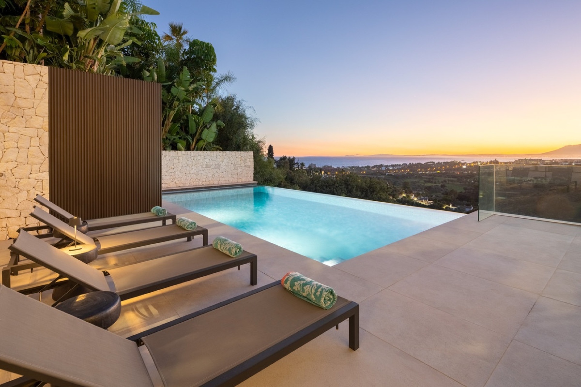 Wiederverkauf - Villa - Marbella - El Rosario