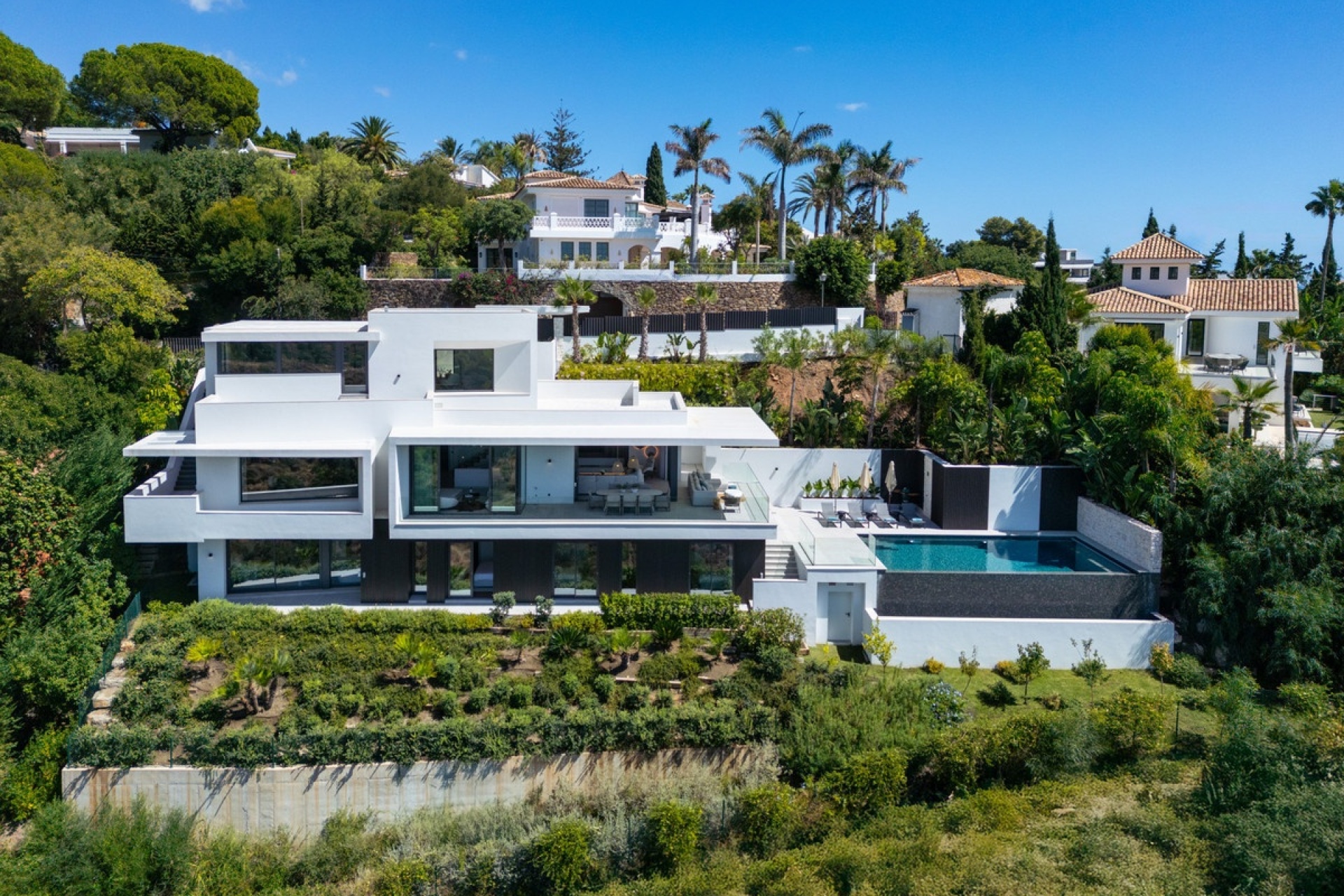 Wiederverkauf - Villa - Marbella - El Rosario