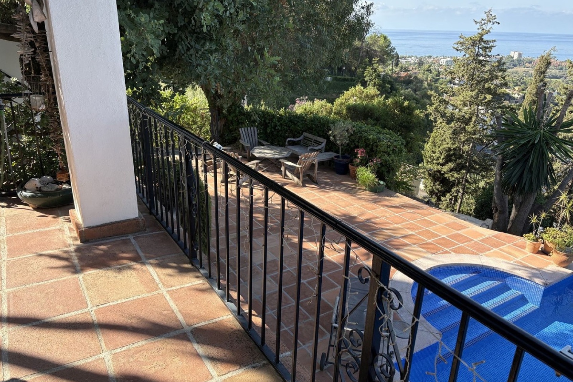 Wiederverkauf - Villa - Marbella - El Rosario