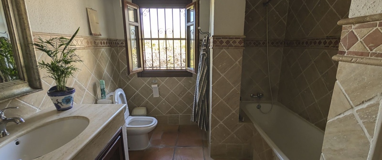 Wiederverkauf - Villa - Marbella - El Rosario