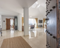 Wiederverkauf - Villa - Marbella - El Rosario