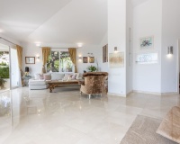 Wiederverkauf - Villa - Marbella - El Rosario