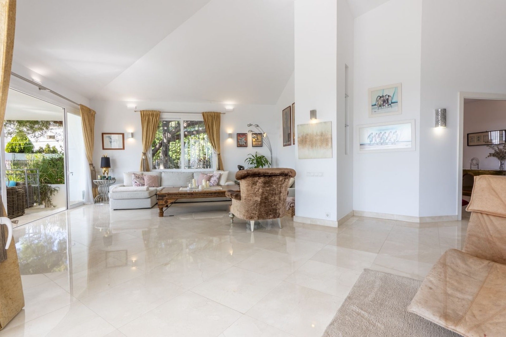 Wiederverkauf - Villa - Marbella - El Rosario