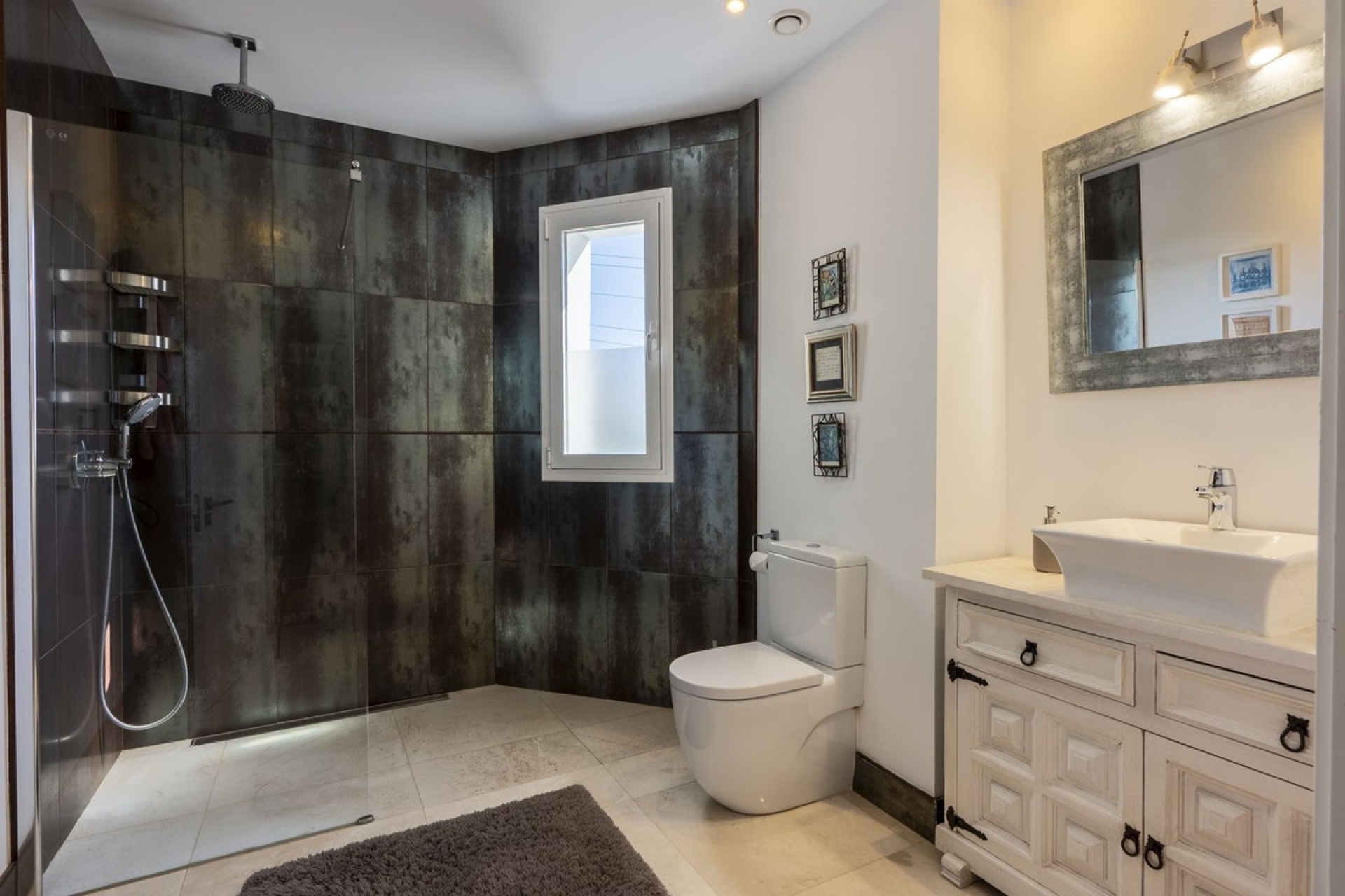 Wiederverkauf - Villa - Marbella - El Rosario