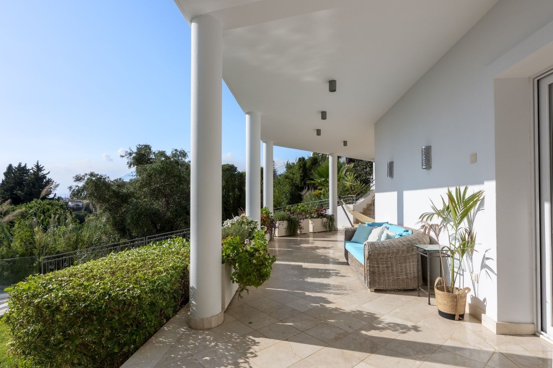 Wiederverkauf - Villa - Marbella - El Rosario