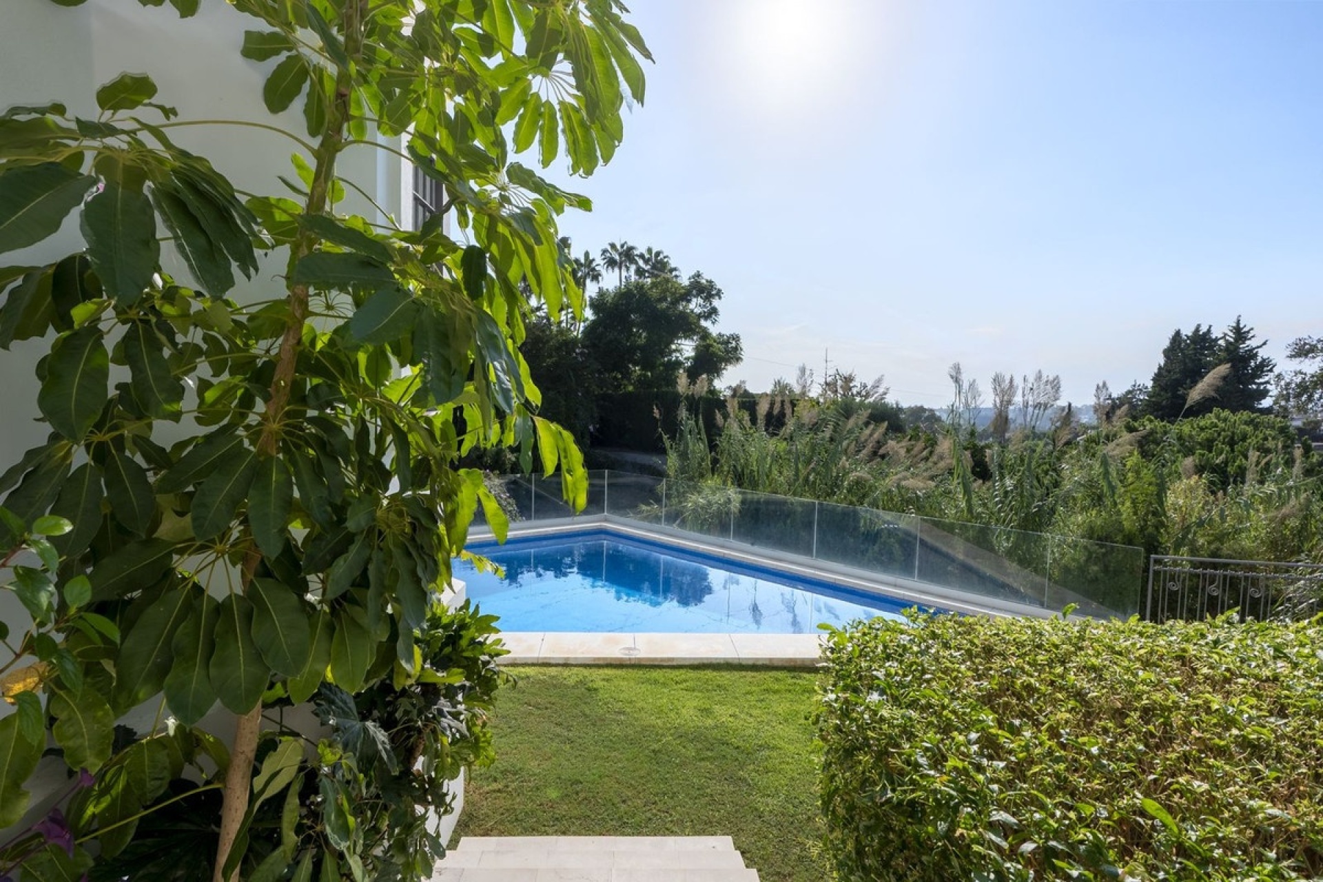 Wiederverkauf - Villa - Marbella - El Rosario