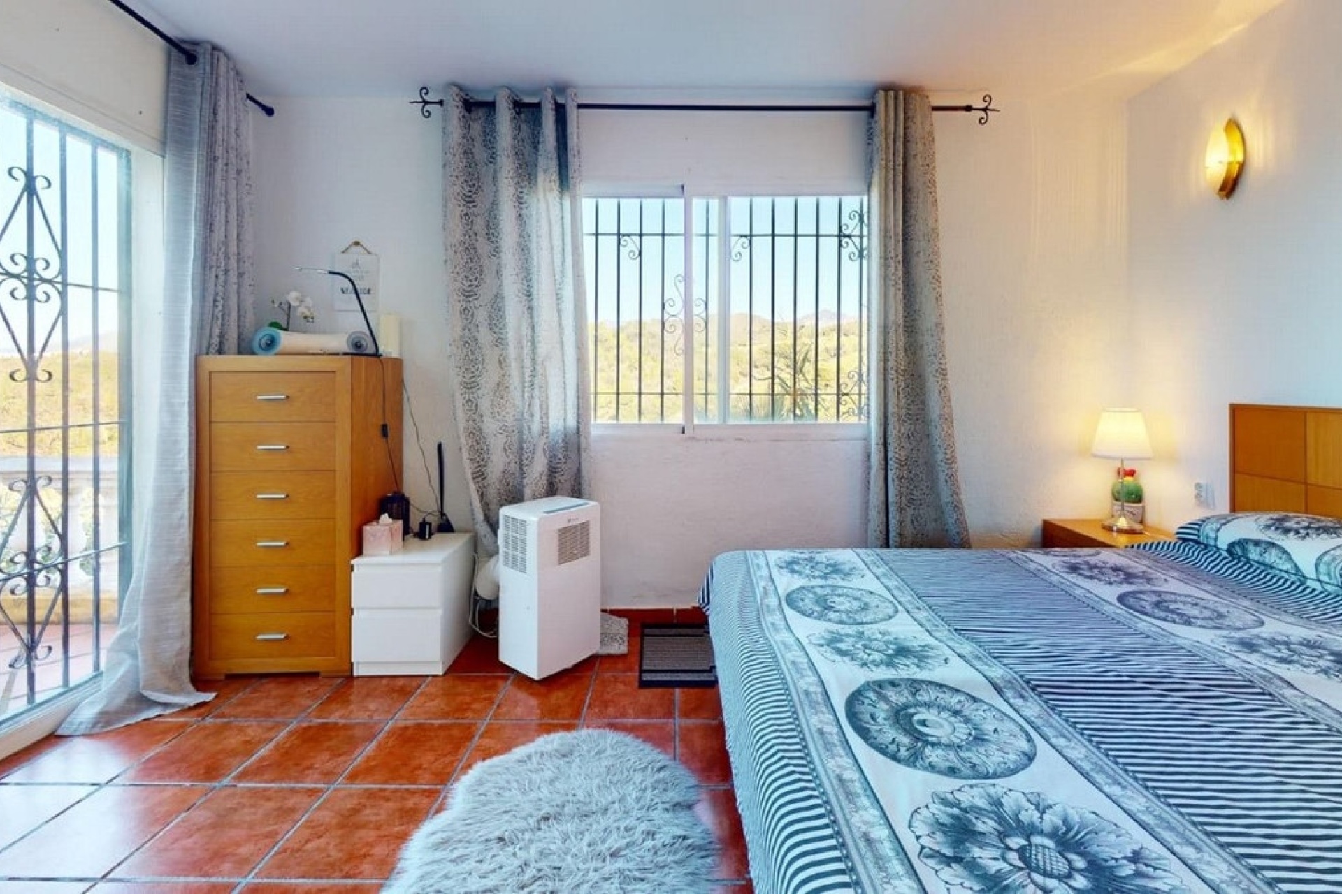 Wiederverkauf - Villa - Marbella - El Rosario