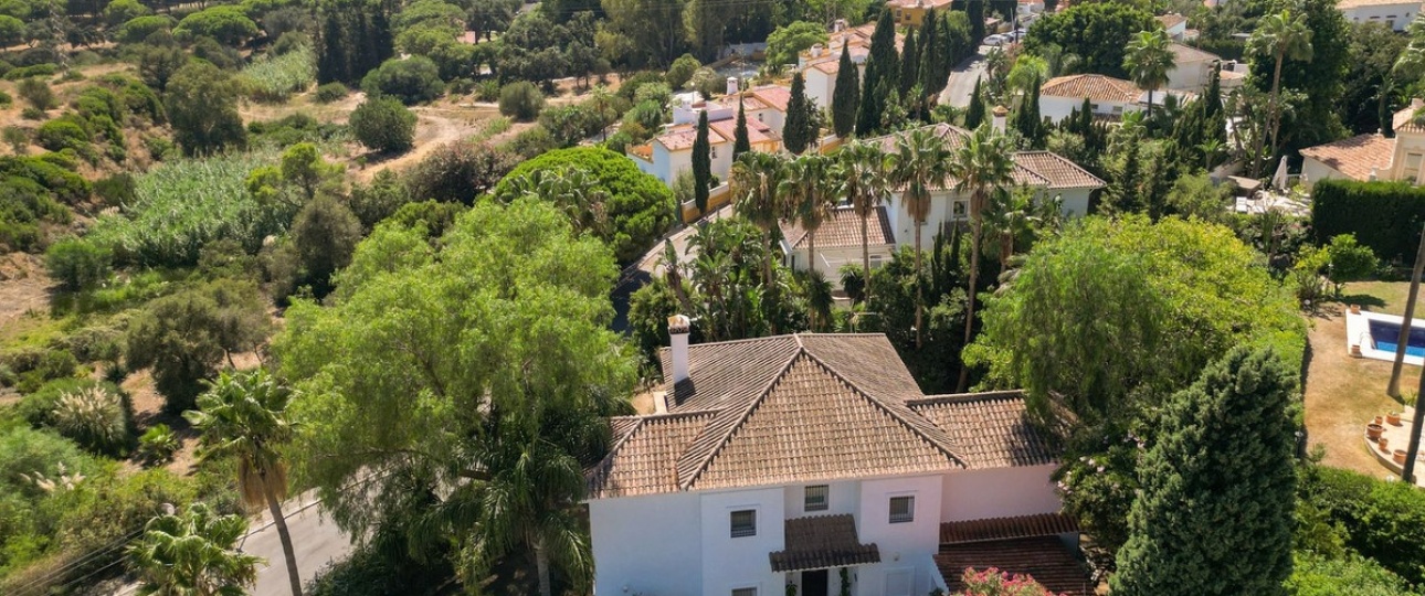Wiederverkauf - Villa - Marbella - El Rosario