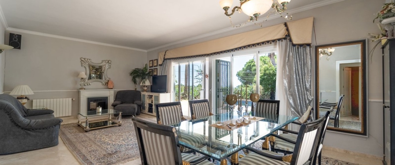 Wiederverkauf - Villa - Marbella - El Rosario