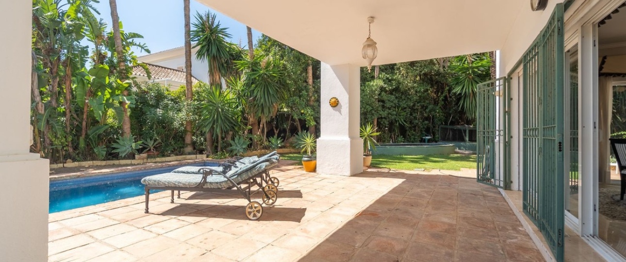 Wiederverkauf - Villa - Marbella - El Rosario