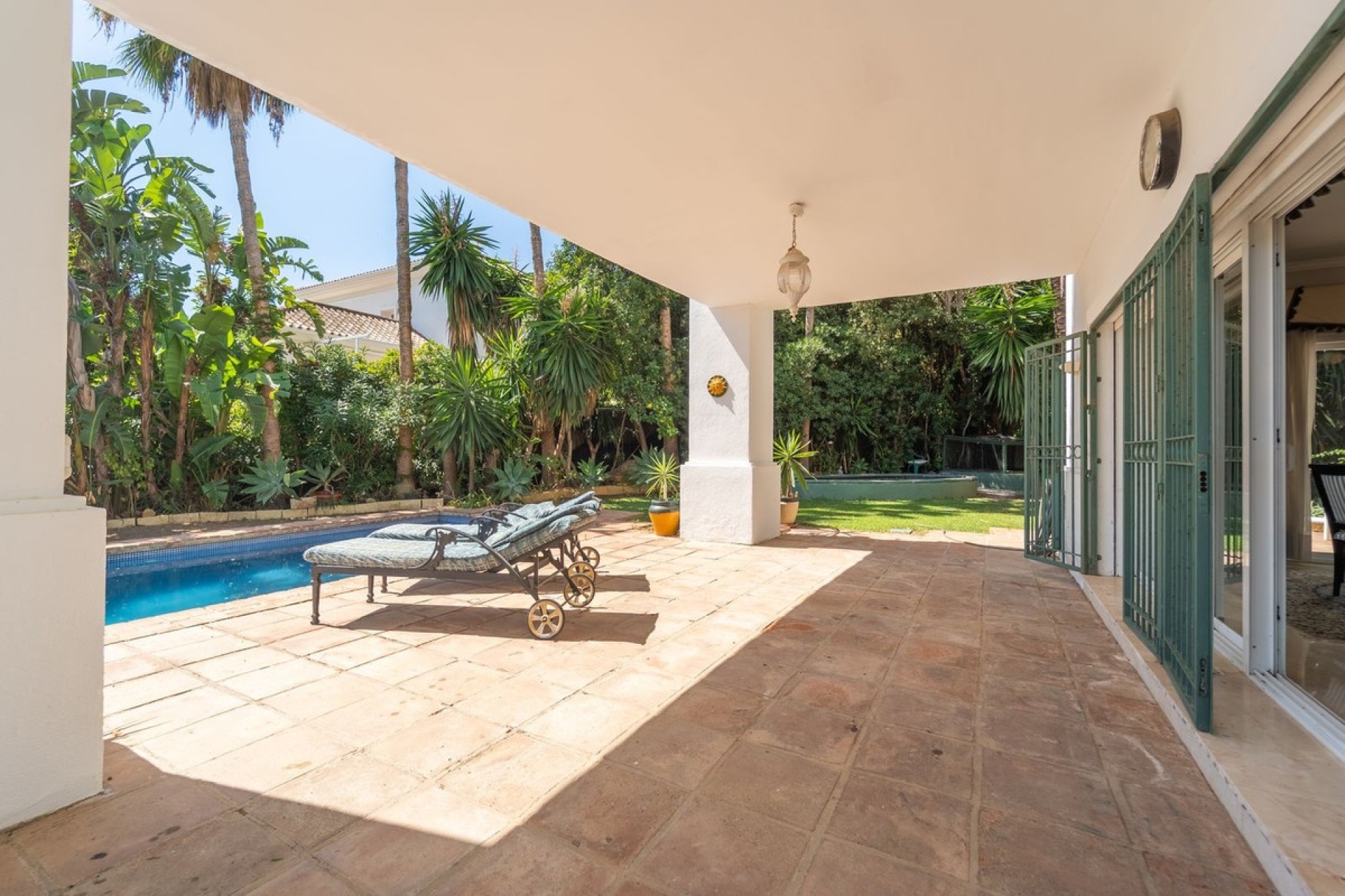 Wiederverkauf - Villa - Marbella - El Rosario